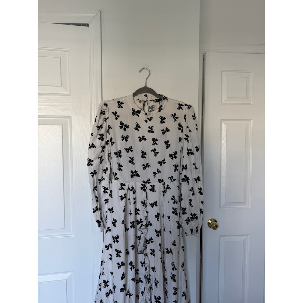 Sister Jane White Maxi Dress with Black Bows & Cutout Back - Picture 4 of 7